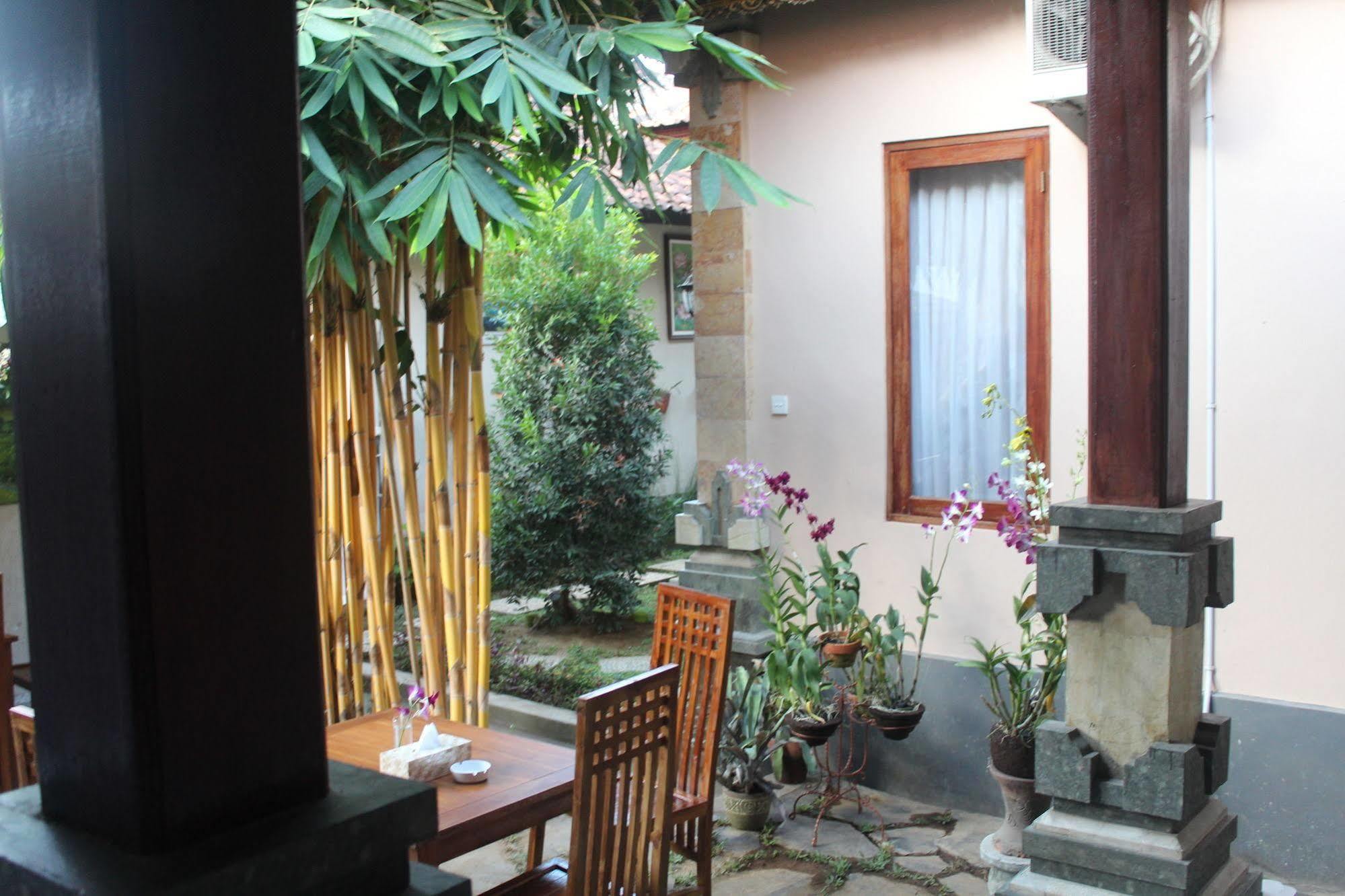 Uma Dewi Guest House Убуд Екстер'єр фото