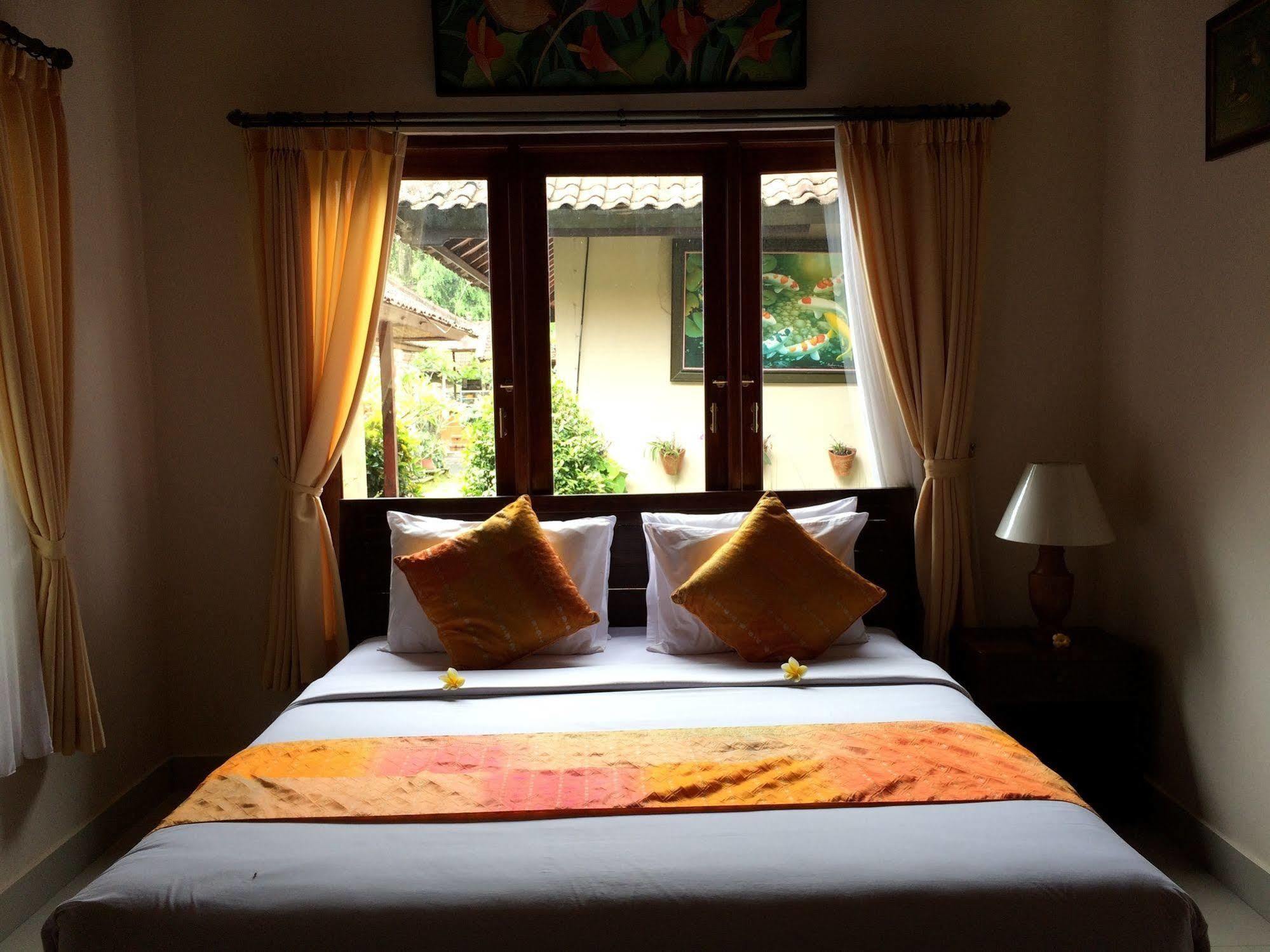 Uma Dewi Guest House Убуд Екстер'єр фото