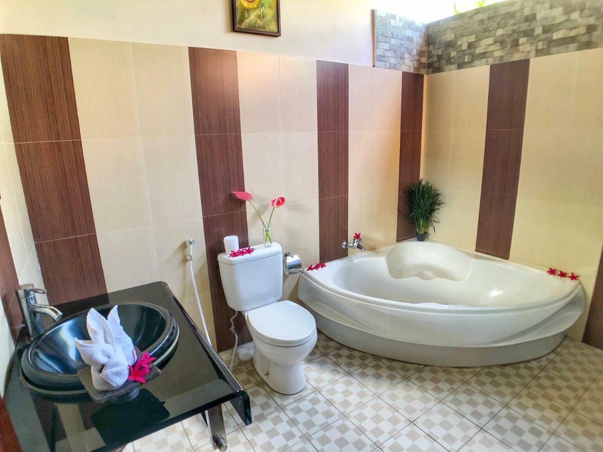 Uma Dewi Guest House Убуд Екстер'єр фото