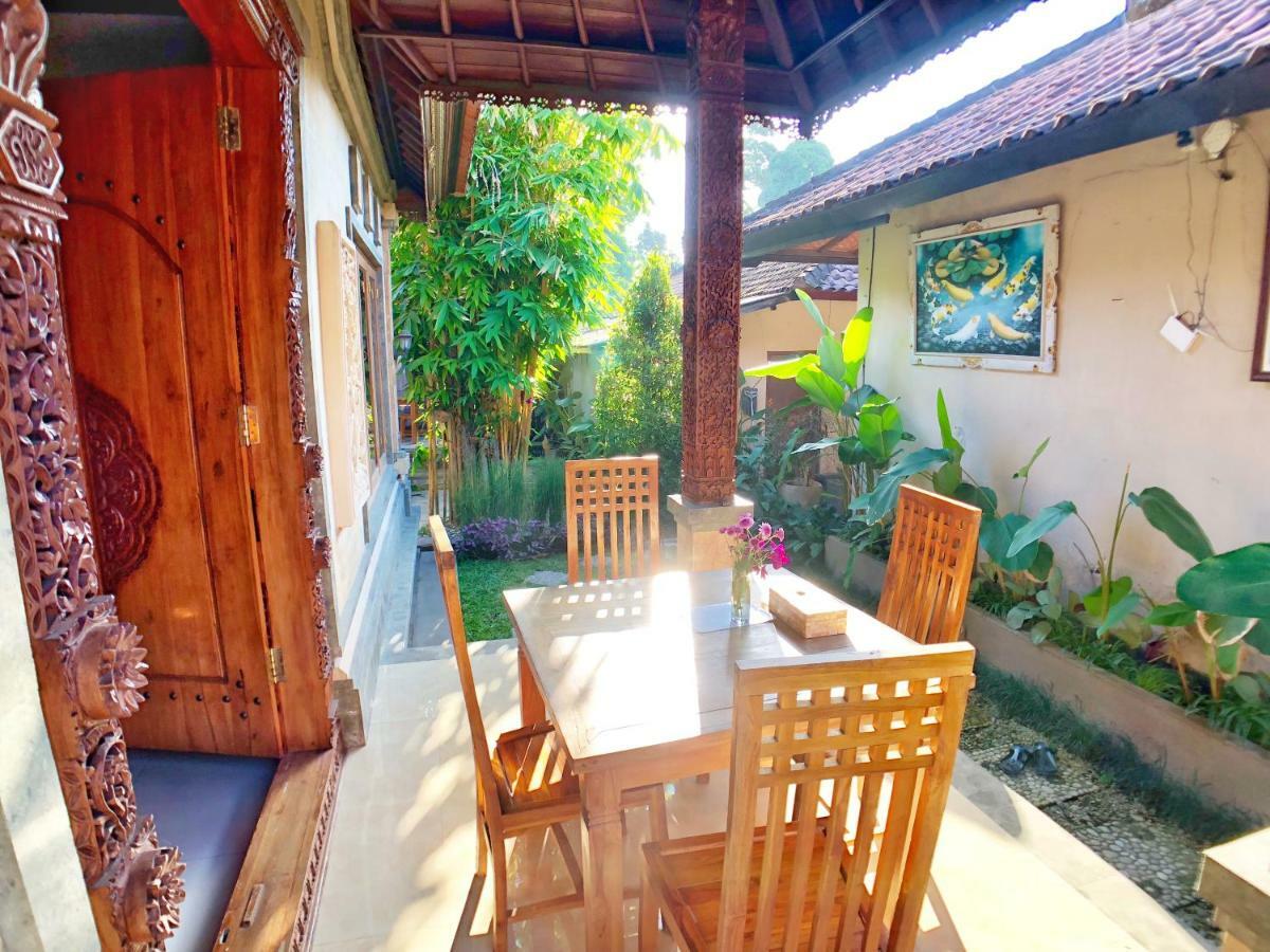 Uma Dewi Guest House Убуд Екстер'єр фото